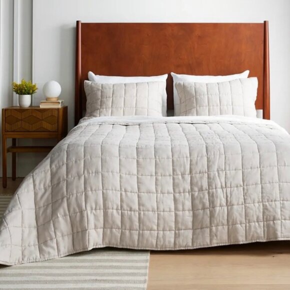 NWT QUINCE European Linen Box Quilt King/Cal King Sand - Picture 3 of 5